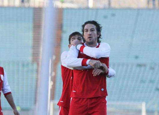 آندو درجه‌های ژنرال را کند (عکس)