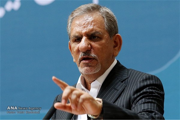 جهانگیری: برکناری کلیه دریافت کنندگان حقوق نجومی/ در دولت قبل به خودشان نشان درجه دو و درجه یک با 75 و 100 سکه دادند