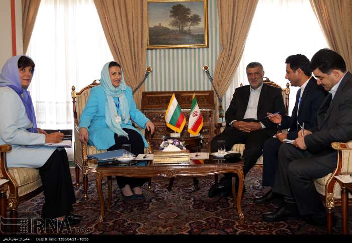 حجاب زنان بلغاری در ایران/ عکس