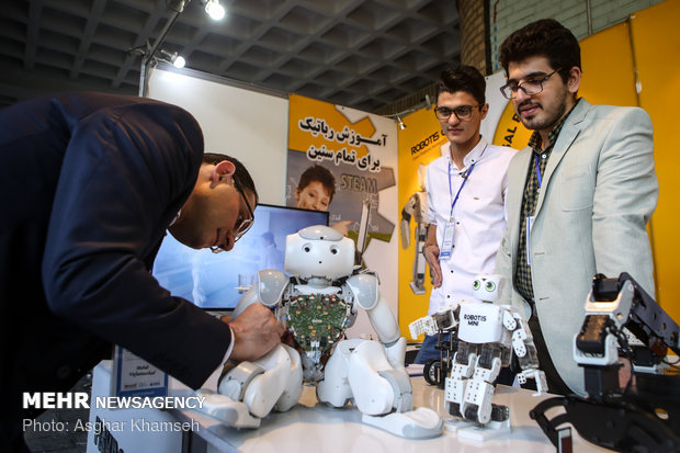 ششمین کنفرانس بین المللی رباتیک و مکاترونیک