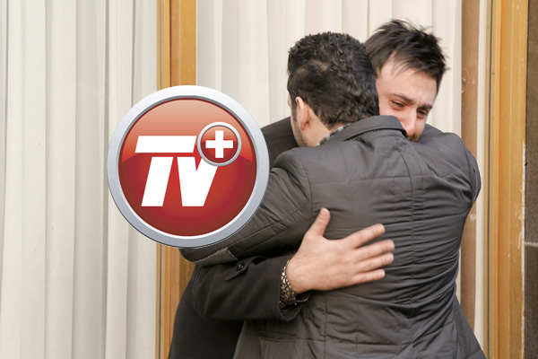 محمد علیزاده در مراسم تشییع پیکر مرتضی پاشایی