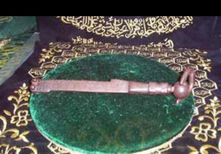 داستان کلید کعبه چیست؟