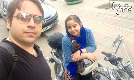 سلفی شهرام قائدی و دخترش در کنار خیابان!