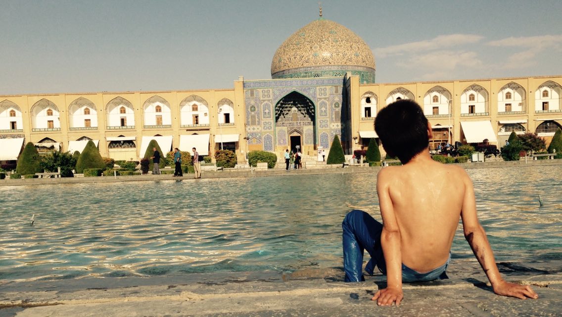 زاینده رود و نگاه کودک اصفهانی/ عکس