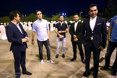 حضور علی کریمی در جشن خیریه مهر لیلا