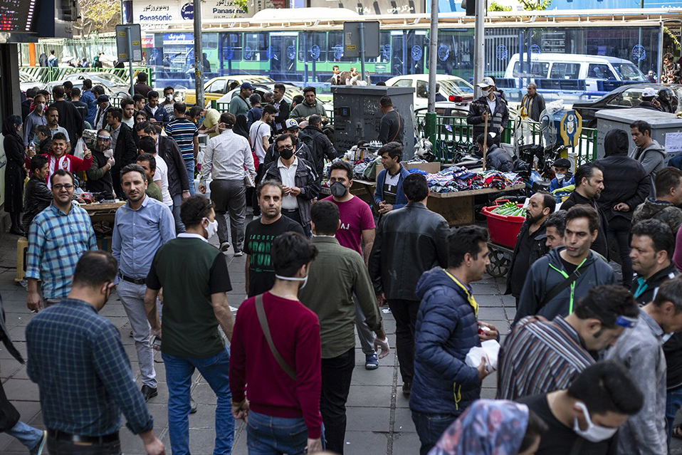 بی فاصله، حمله به دل خطر! + عکس