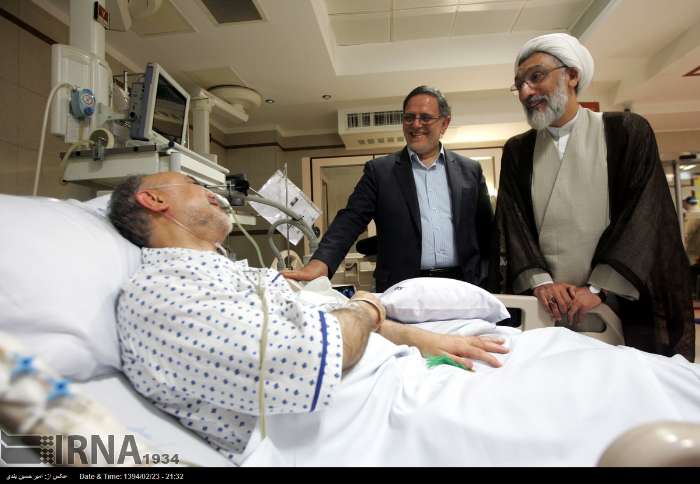 هدیه‌ای که پورمحمدی به صالحی در بیمارستان داد