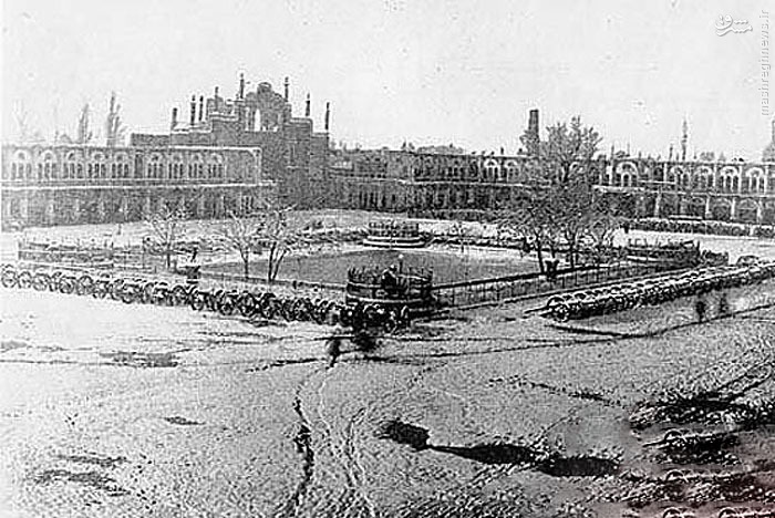 میدان امام (ره) تهران 70 سال پیش/عکس