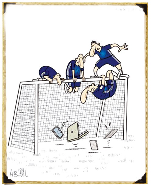 کاریکاتور/ دسته گل جدید بعد از باخت به ژاپن!