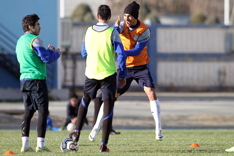 تمرین شادی گل به سبک شهباززاده(عکس)