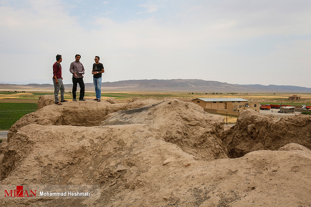سازه‌های کشف شده زیر روستای ۱۰۰۰ ساله+تصاویر