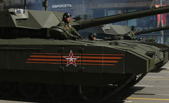 (تصاویر) قدرت‌نمایی پوتین در میدان سرخ