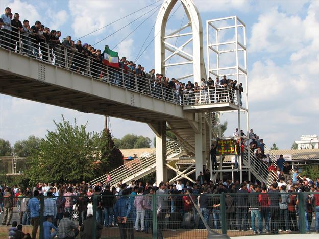 استقبال از پیشمرگه ها در ترکیه / یونیفرم آمریکایی بر تن بعضی پیشمرگه ها (+عکس)