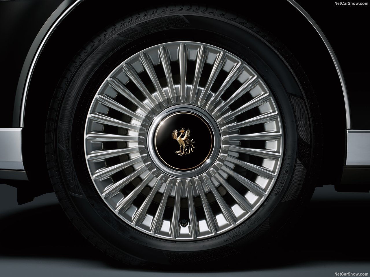  معرفی تویوتا سنچری 2018 + قیمت 