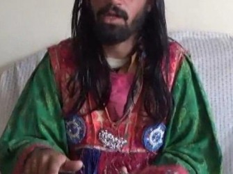 بازداشت یک تروریست در لباس زنانه در افغانستان (+عکس)