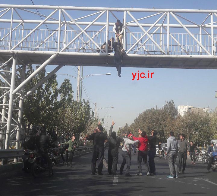 خودکشی نافرجام دختر جوان در پایتخت / عکس