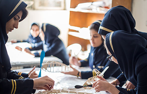 (تصاویر) اولین مدرسه هوانوردی دختران