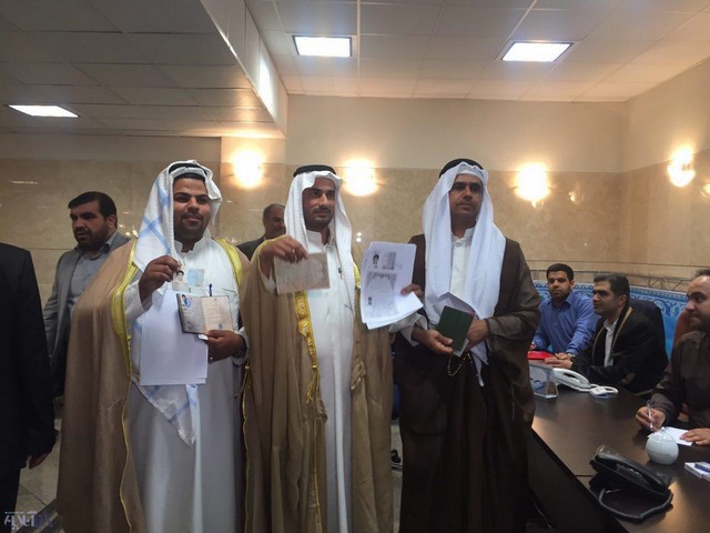 ثبت نام سه مرد عرب در انتخابات همزمان با احمدی‎نژاد و یارانش/عکس