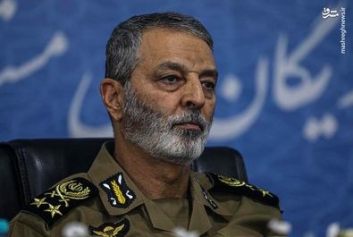 تصاویر سرلشکر باقری و فرمانده ارتش در پایگاه هوانیروز کرمان