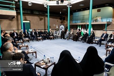 نشست فلسطین در سیره نظری و عملی امام