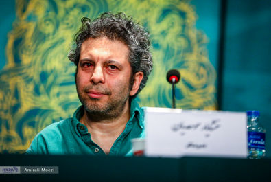 صبحانه با زرافه‌ها